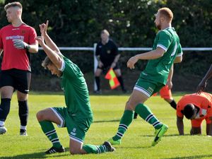 Supporting image for story: Boss Dean Gill plays down title chances