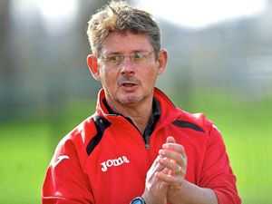 Supporting image for story: Hackett targets league triumph