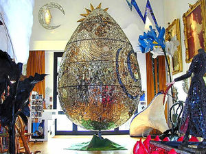 Supporting image for story: Giant cosmic egg coming to Wales for Easter