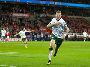 Supporting image for story: West Brom's James McClean claims Ireland award