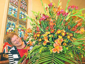 Supporting image for story: Jubilee flower festival in Sedgley