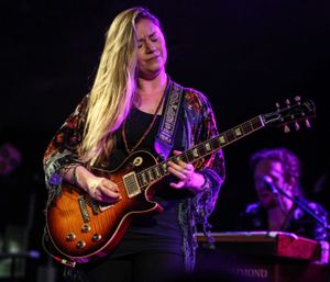 Joanne Shaw Taylor at Bilston's Robin 2. Pictures by: Andy Shaw