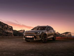 Supporting image for story: Cupra reveals updated Formentor and Leon models