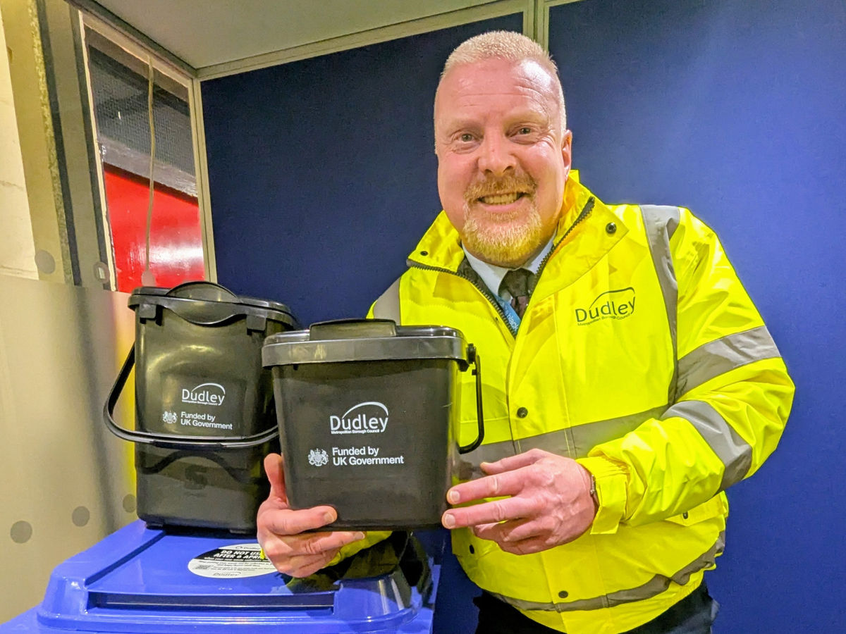 New food bin rollout under way in Dudley amid private sector fears