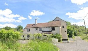 The Cheshire Cheese pictured in its final days by Google Maps