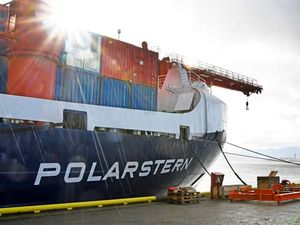 Supporting image for story: Scientists embark on major Arctic expedition to study climate change