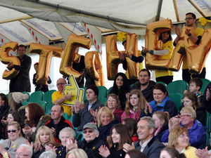 Supporting image for story: PICTURES: Thumbs up for inspirational Stephen Sutton