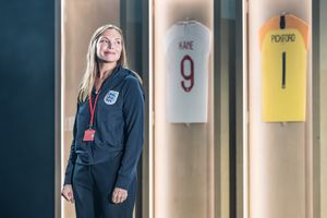 Samantha Womack (Pippa Grange)