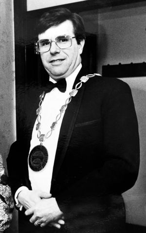 Supporting image for story: A former chairman of Wrekin Council has died at the age of 86.
