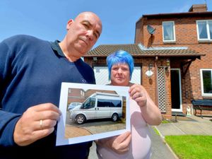 Supporting image for story: Motorhome thief blows a kiss at Shifnal victim