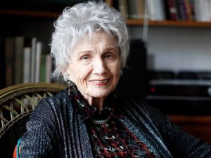 Supporting image for story: Alice Munro, Nobel literature winner revered as short story master, dies aged 92