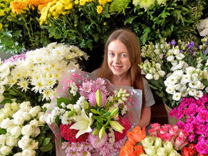 Supporting image for story: Florist gears up for half-marathon in memory of stepfather
