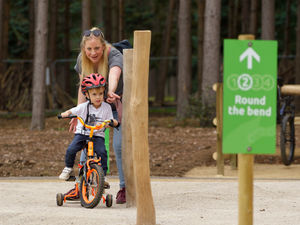 Supporting image for story: Pedal and Play trail, about 30 minutes from Wolverhampton, offers family cycling fun ahead of the holidays