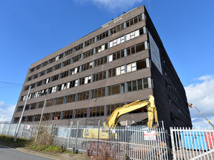 Supporting image for story: Diggers preparing to tear down Dudley eyesore Cavendish House 