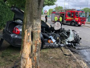 Supporting image for story: Man trapped in wreckage for an hour after car hits tree