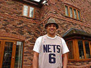 Supporting image for story: Stan puts house up for sale