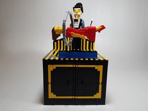 Supporting image for story: This guy recreates classic illusions with incredible moving Lego sculptures