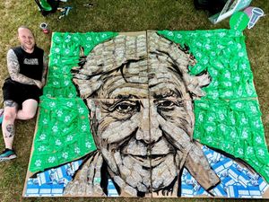 Supporting image for story: Sir David Attenborough honoured in recycled sculpture 