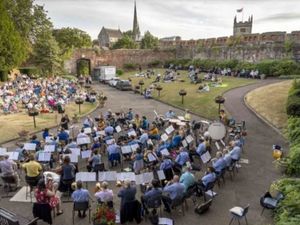 Supporting image for story: Ukrainian musicians join Shrewsbury orchestra for 'moving' concert at the castle