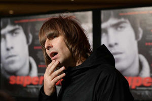 Supporting image for story: Poll: Do you want to see Oasis get back together?