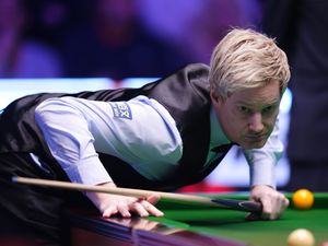Supporting image for story: Neil Robertson pulls off stunning comeback to beat John Higgins at the Masters