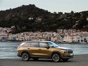 Supporting image for story: The best seven-seaters on sale in the UK today