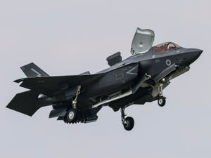 Supporting image for story: Fresh display from spectacular fighter jet revealed for popular air show