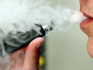 Supporting image for story: Vapes four times more profitable than tobacco to convenience stores – study