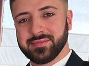 Supporting image for story: Man suspected of murdering three women may have crossbow, police fear