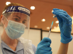 Supporting image for story: More than six million people in the Midlands receive their booster jab