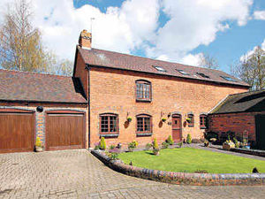 Supporting image for story: Mews home in conservation area