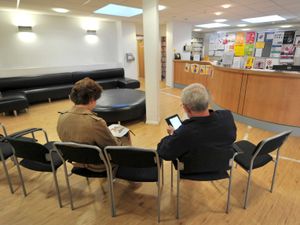 Supporting image for story: Concern over rise in ‘long waiters’ for cancer care