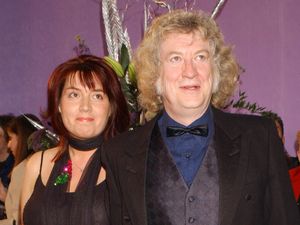 Supporting image for story: Noddy Holder’s wife expresses sympathy with Kate over ‘intrusion and focus’