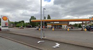 Willenhall Road, Shell garage