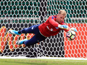 Supporting image for story: Ex-Shrewsbury goalkeeper Joe Hart opens up on 'failed' England career so far