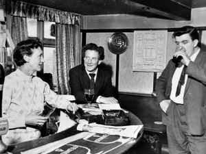 Supporting image for story: '50 pubs close every month in England and Wales - life without a local is not worth considering'