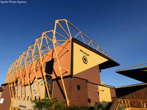 Supporting image for story: Police operation to keep apart fans at Wolves game a 'failure'