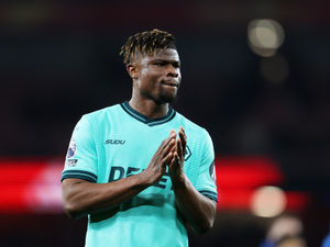 Supporting image for story: Dave Edwards: Wolves must fix late goal problem after painful Arsenal defeat