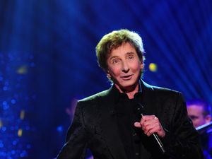 Barry Manilow on stage