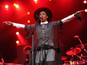 Supporting image for story: Lauryn Hill talks ahead of Birmingham gig  