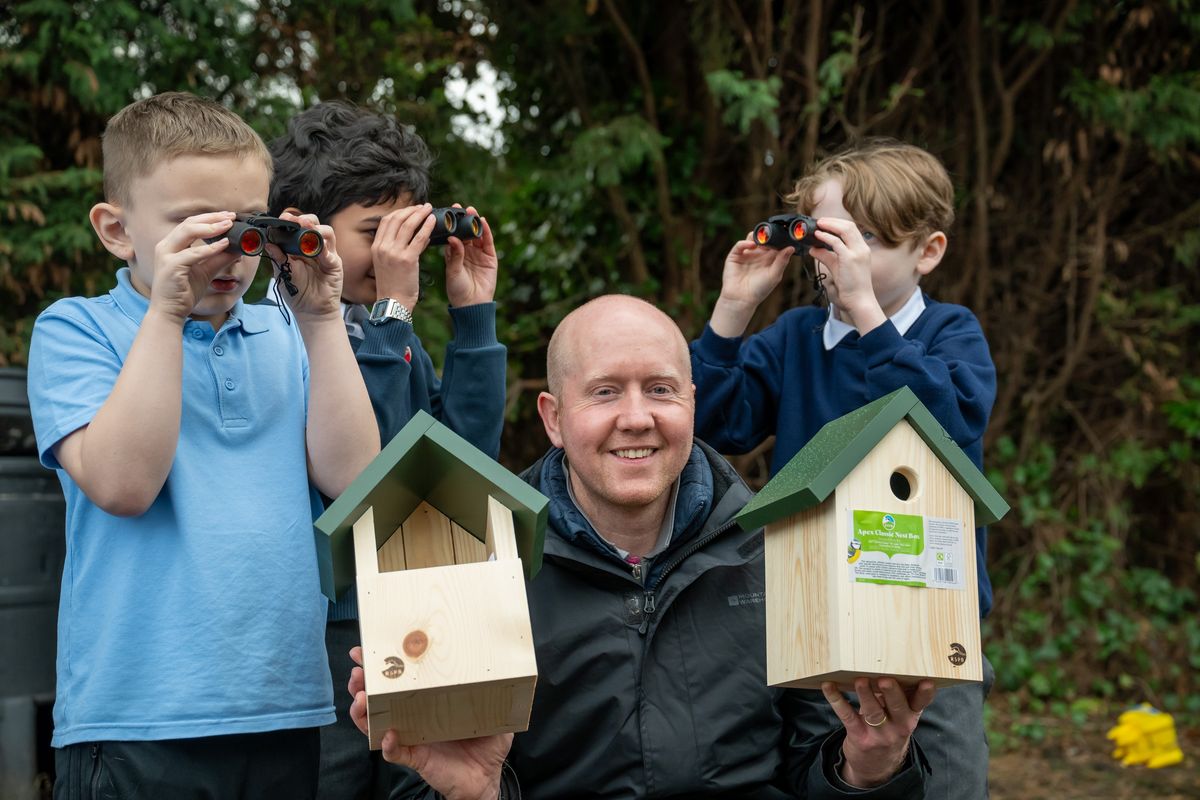 Supporting young birdwatchers: Housebuilder donates kit to Cradley Heath school
