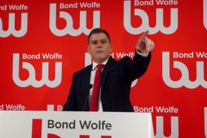 Bond Wolfe auctioneer James Mattin