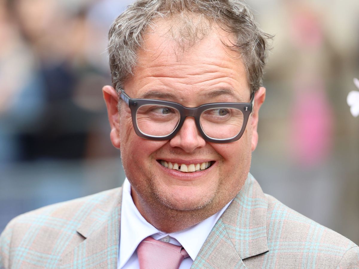 Alan Carr’s Traitors win sparks child cancer conversation, bereaved mother says Alan Carr’s Traitors win sparks child cancer conversation, bereaved mother says