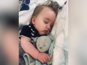 Supporting image for story: Couple launch legal action over hospital failings after 'baby's heart stopped for 19 minutes'