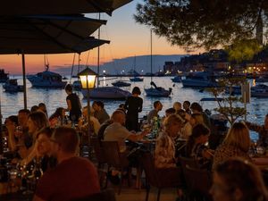 Supporting image for story: Croatia reaps benefit as tourists flock to coastline despite pandemic concerns