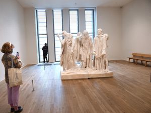 Supporting image for story: Art lovers ‘bored of looking at computer screens’ as galleries re-open