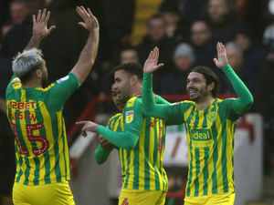 Supporting image for story: Barnsley 1 West Brom 1 – Report and pictures