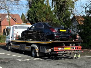 Supporting image for story: Uninsured school prom limo driven by unlicensed chauffeur is seized