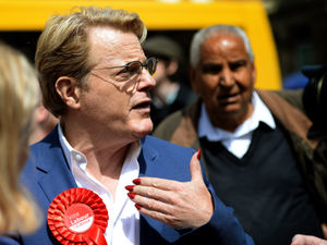 Supporting image for story: Jezza for PM? Eddie wouldn't bet on it