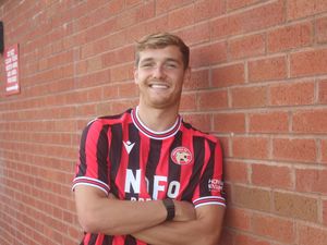 Supporting image for story: Midfielder Lewis Warrington "fits the mould perfectly" for Walsall - Mat Sadler